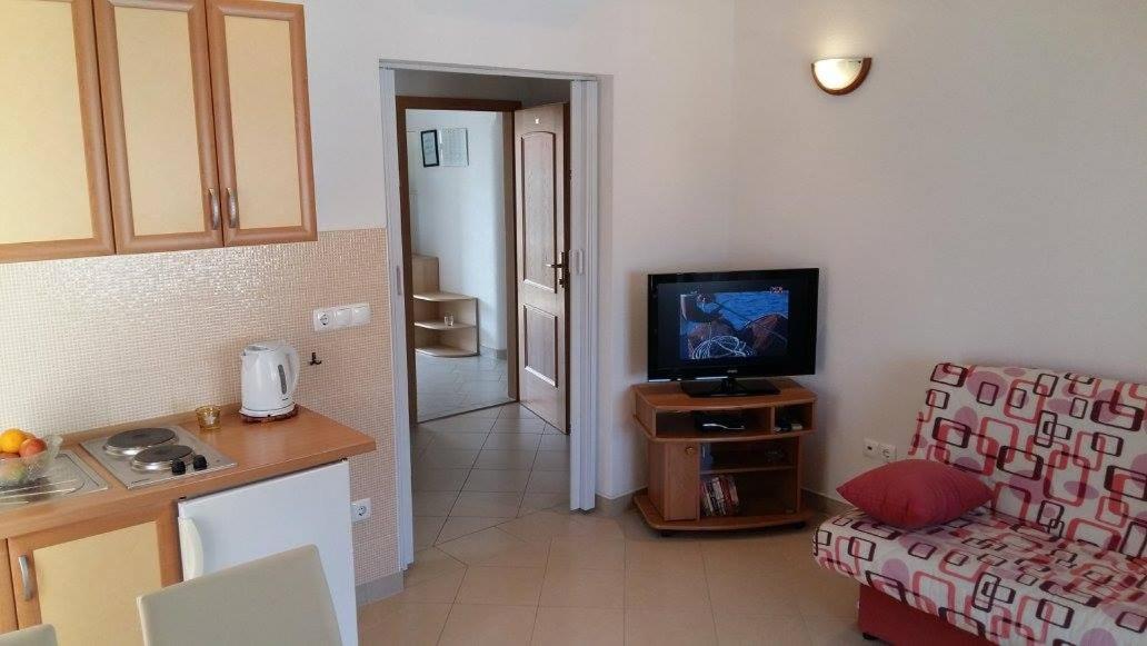 Apartmani Kontic Baska Voda Luaran gambar