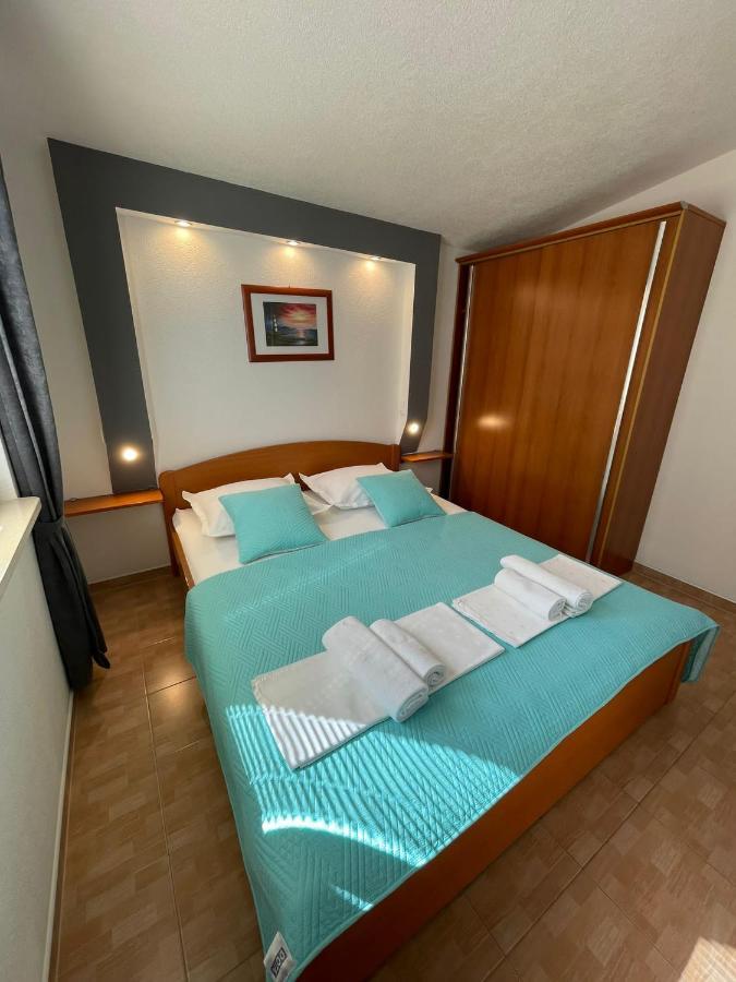 Apartmani Kontic Baska Voda Luaran gambar