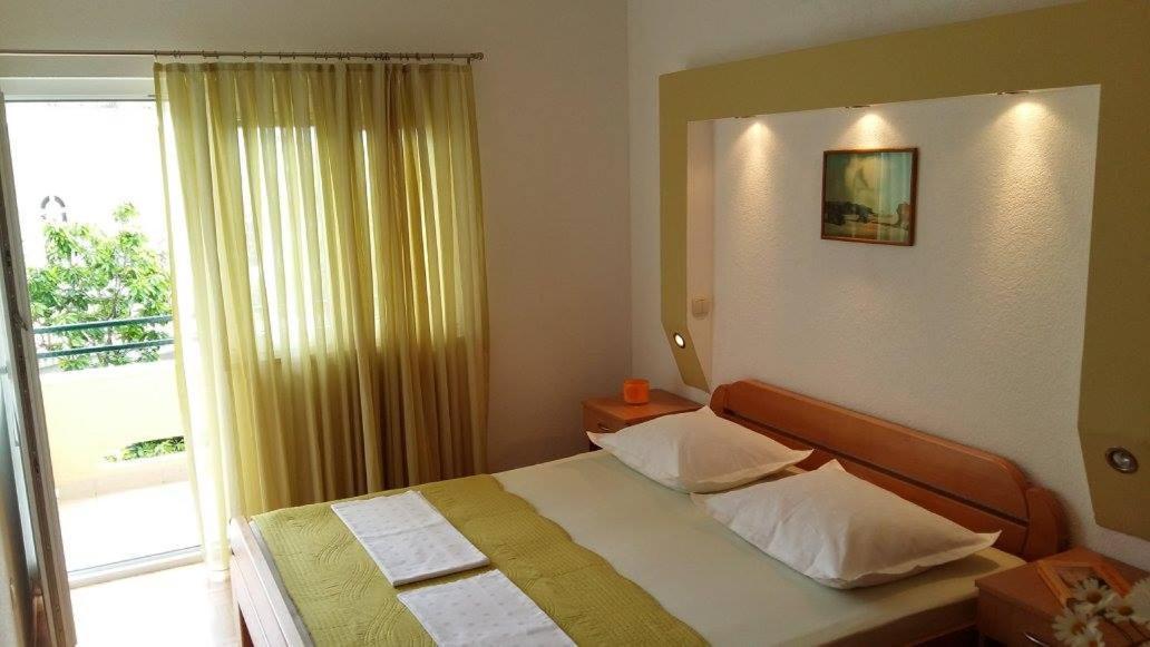 Apartmani Kontic Baska Voda Luaran gambar