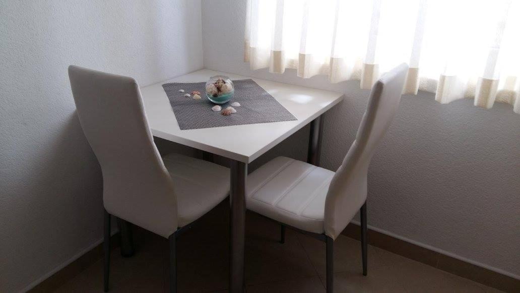 Apartmani Kontic Baska Voda Luaran gambar